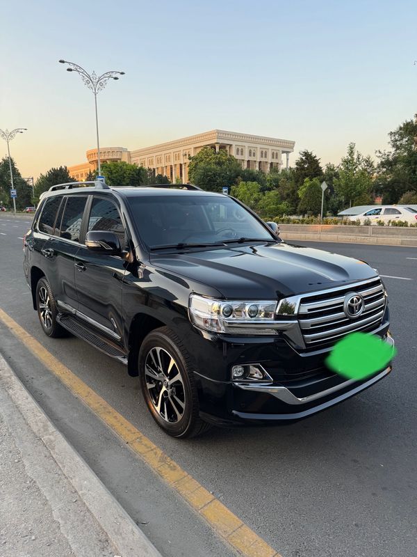 Tayota Land Cruiser 200 Tayota Land Cruiser 200