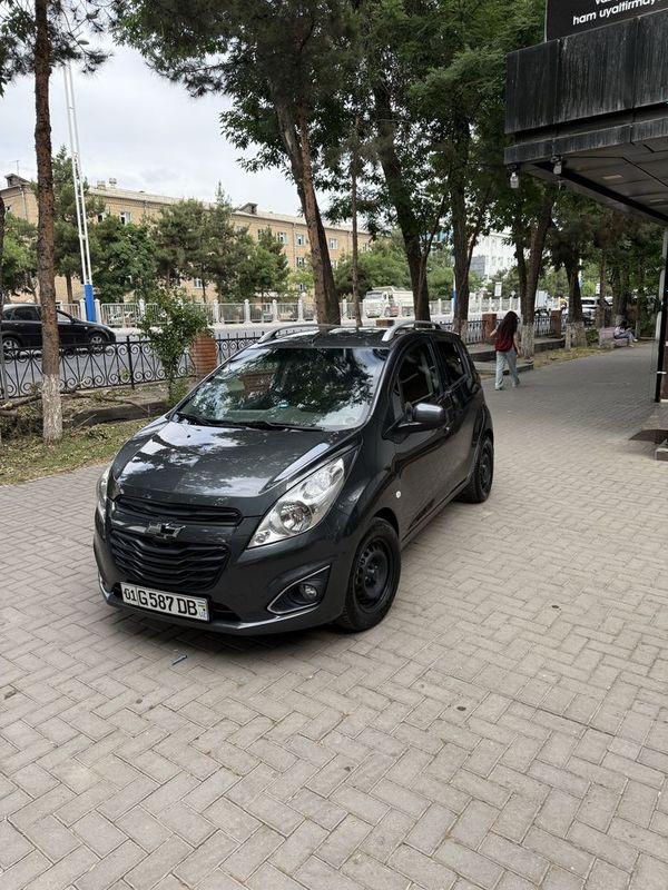 Spark avtomat 2018 sotiladi Spark avtomat 2018 sotiladi