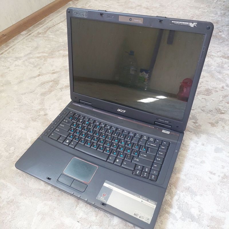 Acer Extensa 5230E