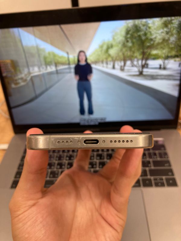 iPhone 15 pro max 256GB