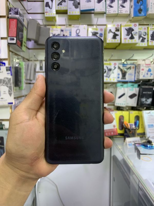 Samsung M13 64 gb