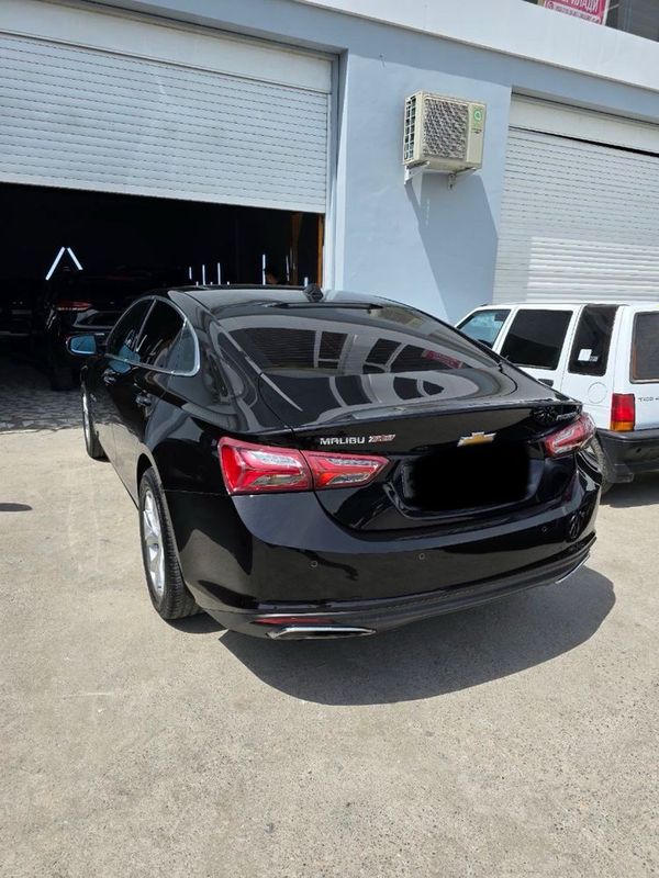 2018 yil kirasksi bor 100000 km yurgan narxi 18300$ kelshmiz 2018 yil kirasksi bor 100000 km yurgan narxi 18300$ kelshmiz