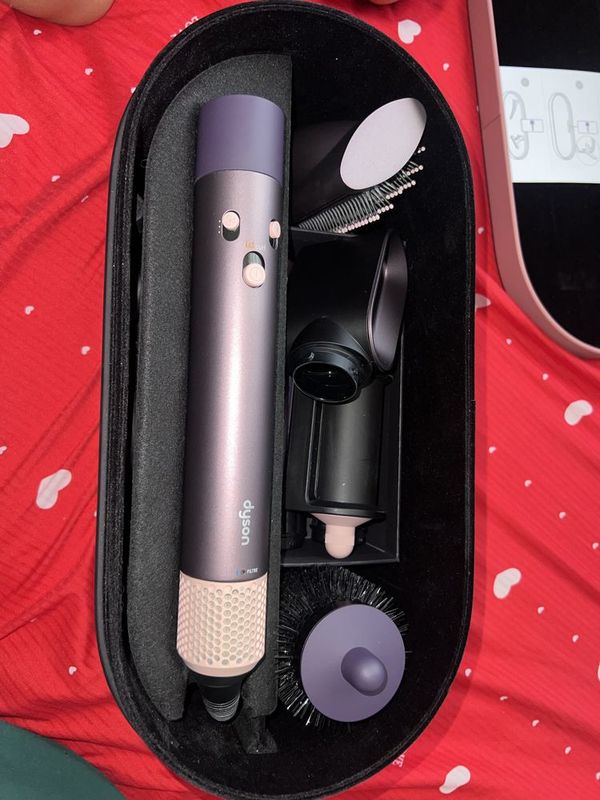 Dyson sotiladi orginal Dyson sotiladi orginal