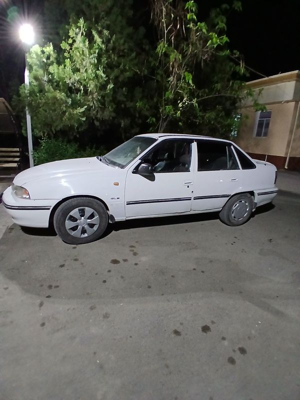 Nexia1 2005 yil xolati yaxshi Nexia1 2005 yil xolati yaxshi