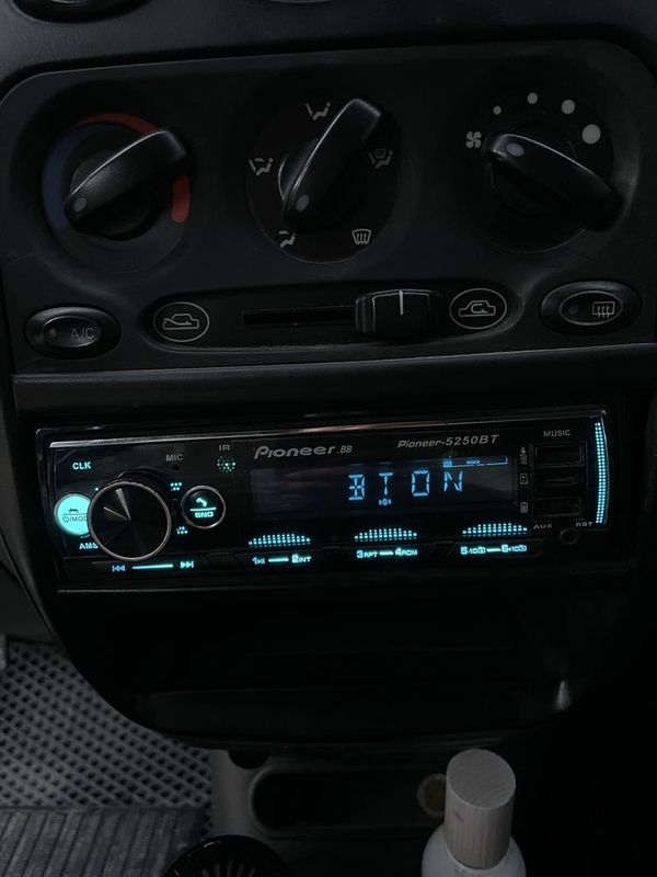 Pioneer 5250 bt yangiday turbdi salafanlari olinmagan