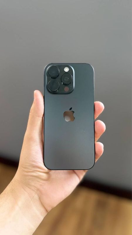 Iphone 16 pro sim