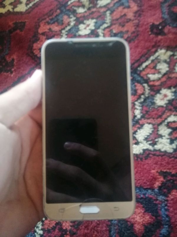 Samsung j3 bor Samsung j3 bor