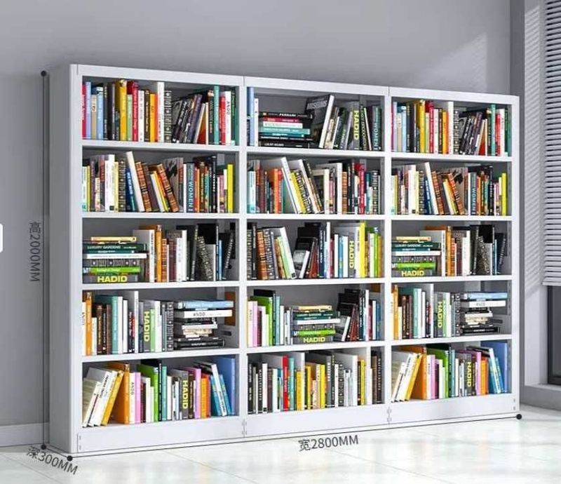 Стальной книжный стеллаж, po‘latdan kutubxona javoni
