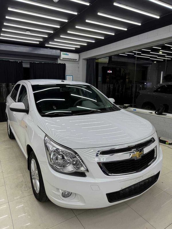 Chevrolet Cobalt 2022 год белого цвета 35.300 пробег Chevrolet Cobalt 2022 год белого цвета 35.300 пробег