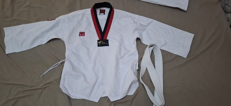 Продается одежда для Tekwandoo sport Продается одежда для Tekwandoo sport