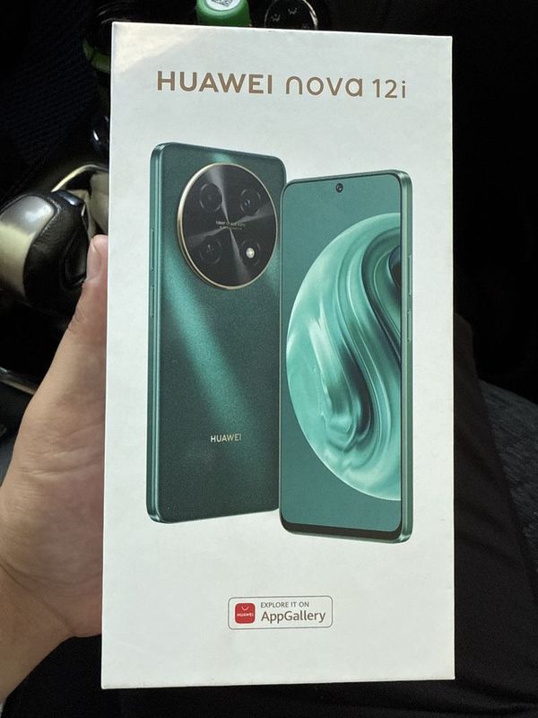 Huawei nova 12i 8/128 хороший телефон Huawei nova 12i 8/128 хороший телефон