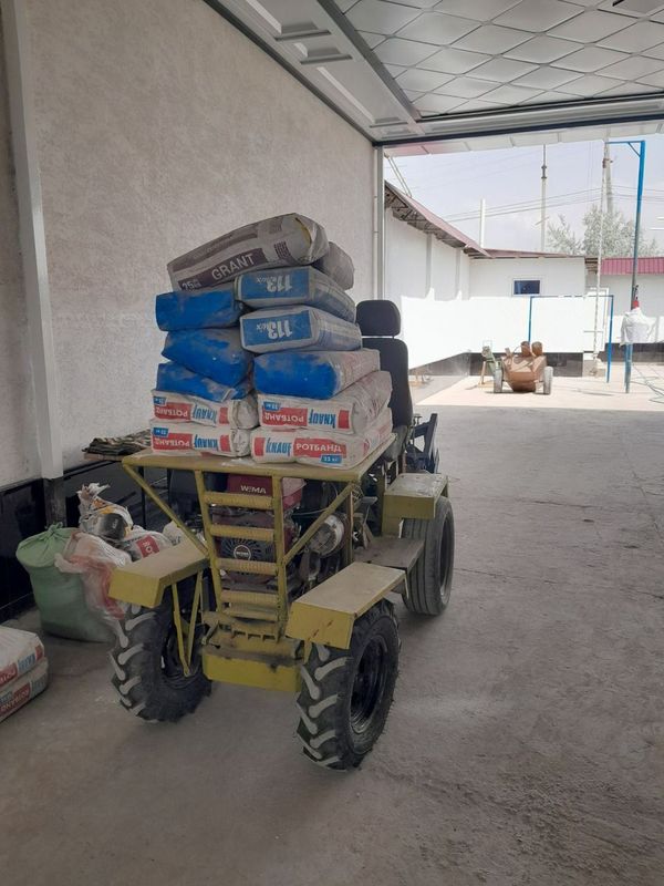 Mini traktor. Arzon narxlarda. Mini traktor. Arzon narxlarda.