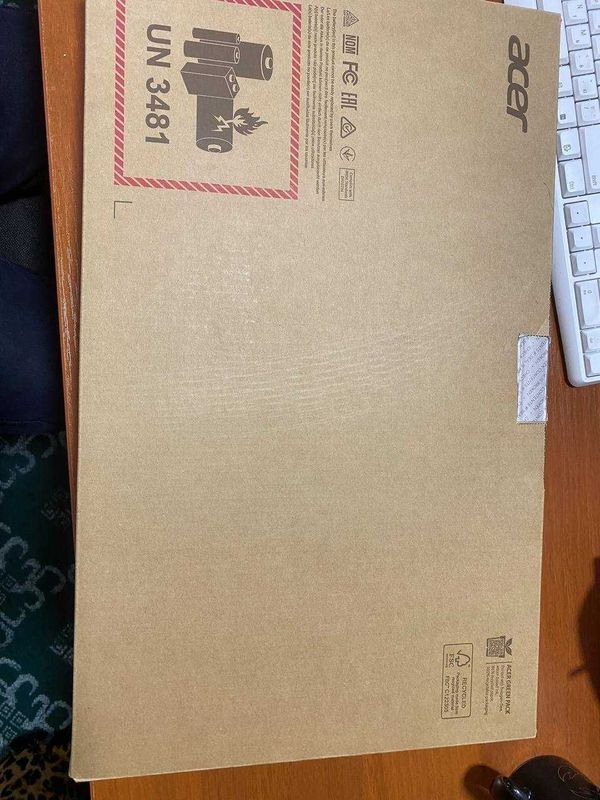 Acer Core i 3 noutbook Acer Core i 3 noutbook