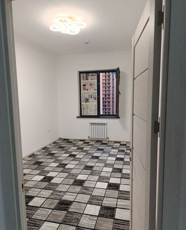 Sergili Yangi Darxonda 1xona kvartira bor