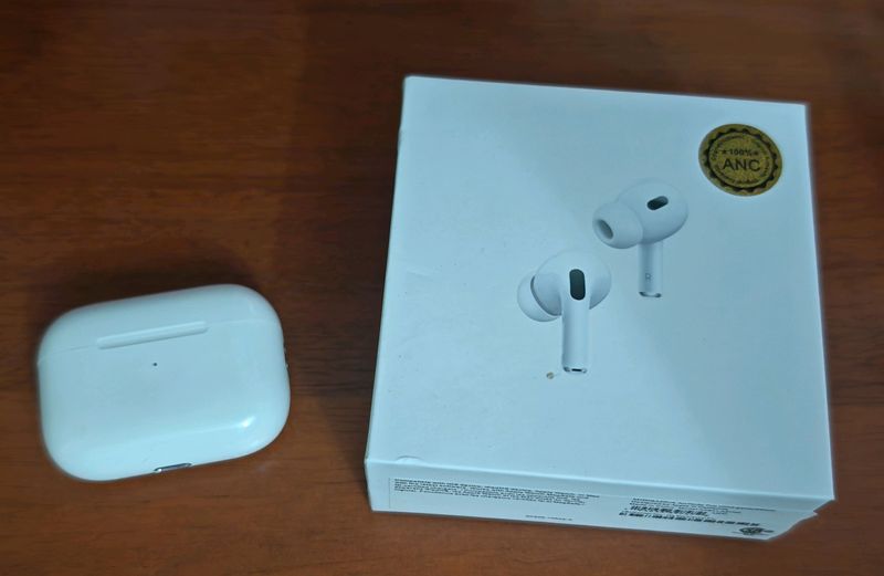 Продаю бу наушники airpods 2 pro Продаю бу наушники airpods 2 pro
