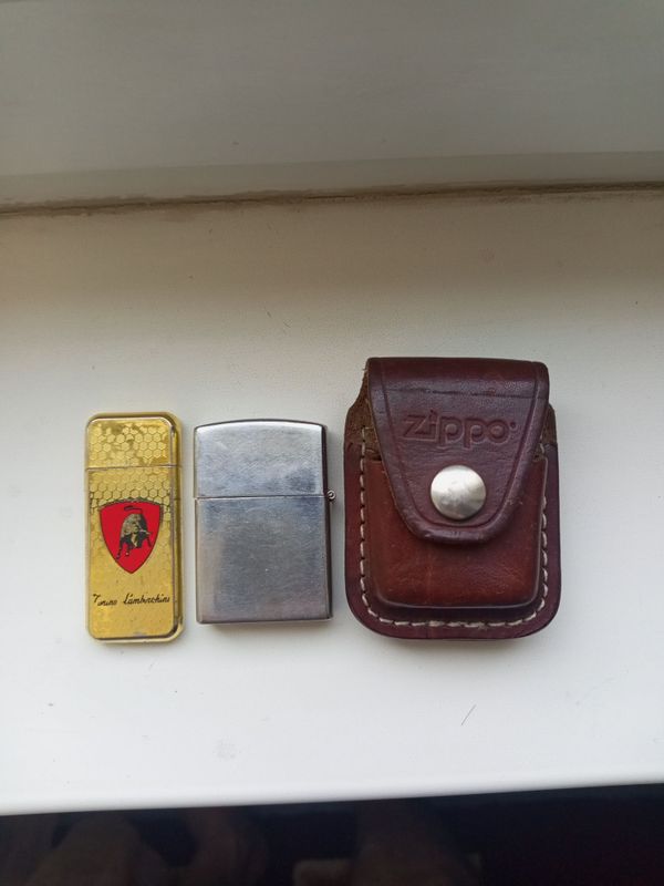 Продам зажигалку zippo Продам зажигалку zippo