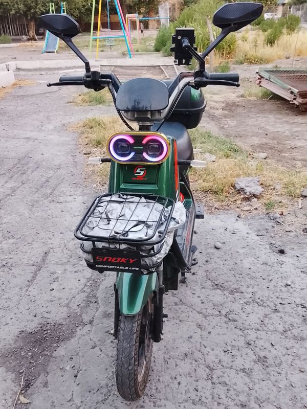 Sukutr sotiladi holati yaxshi Sukutr sotiladi holati yaxshi