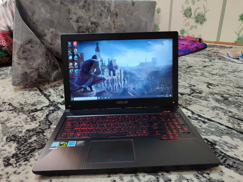 Мощный игравой ноутбук ASUS TUF процессор i7 Мощный игравой ноутбук ASUS TUF процессор i7