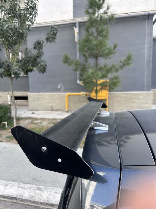 Спойлер GT со стойкой оригинал Спойлер GT со стойкой оригинал