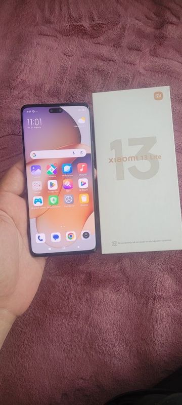 Xiaomi MI 13 Lite 5G 16/256GB Black Igravoy Flagman Karobka Otlichni Xiaomi MI 13 Lite 5G 16/256GB Black Igravoy Flagman Karobka Otlichni