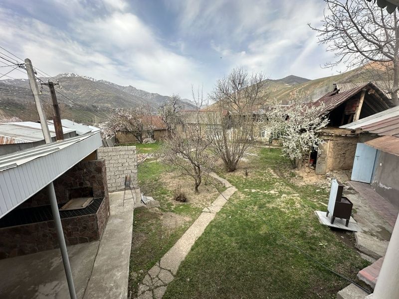 Dacha biznes qilaman diganla uchun yer sotiladi Dacha biznes qilaman diganla uchun yer sotiladi