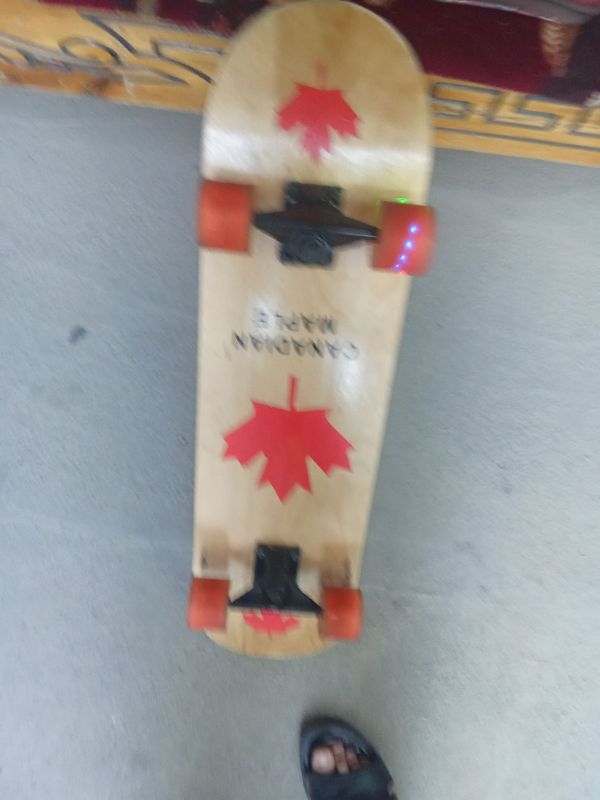 Skateboard kattalar uchun Skateboard kattalar uchun