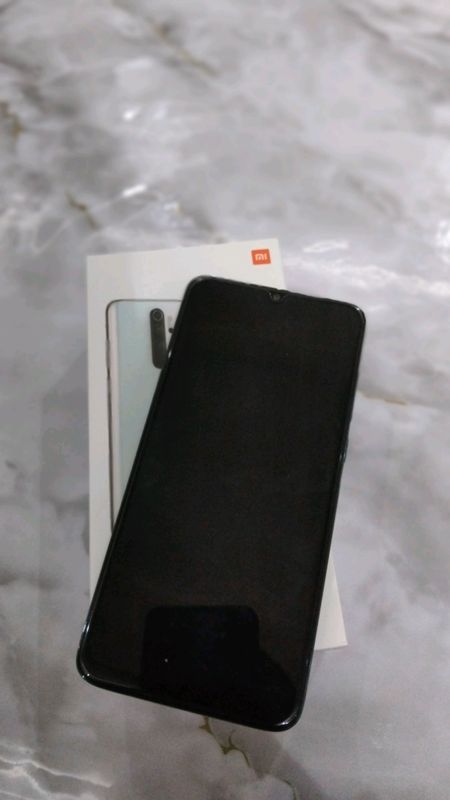 Srochna sotiladi Redmi note 8 pro Srochna sotiladi Redmi note 8 pro