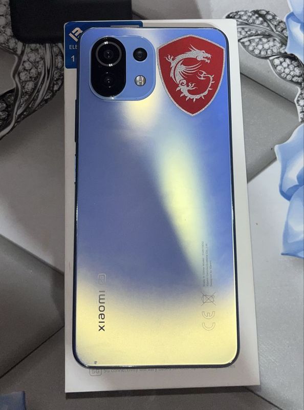 Xiaomi 11 Lite 8/128 Xiaomi 11 Lite 8/128