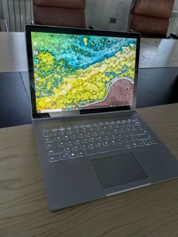 SURFACE BOOK 3 core i7 10th gen