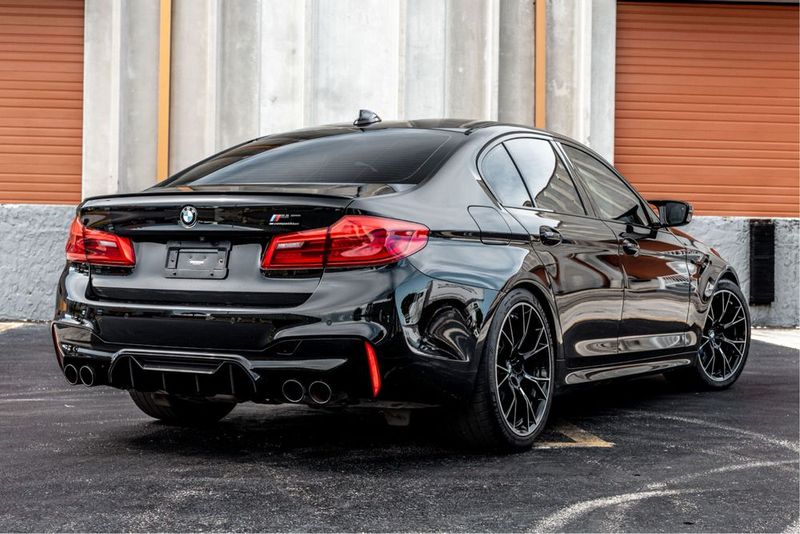 Продам BMW 520i G30 Продам BMW 520i G30
