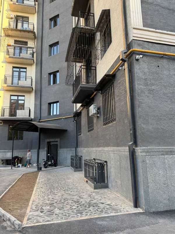 #851 Продается квартира 80 кв.м 4/1/8 Карасу 6 #851 Продается квартира 80 кв.м 4/1/8 Карасу 6