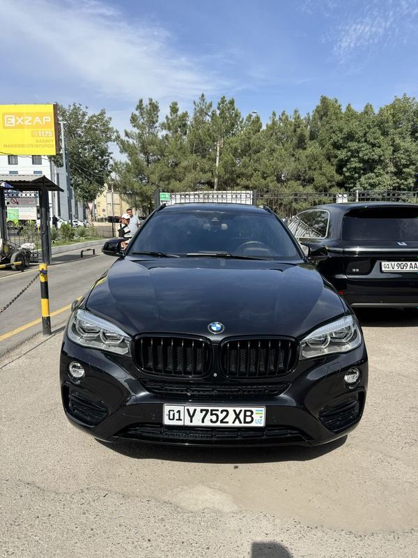 Bmw x6 2016 yil kirasksi toza holati idyal murojat uchun telfon qiling