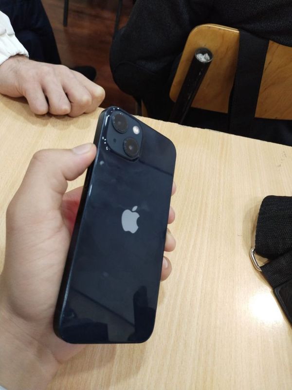 Iphone 13 xolati yaxshi Iphone 13 xolati yaxshi