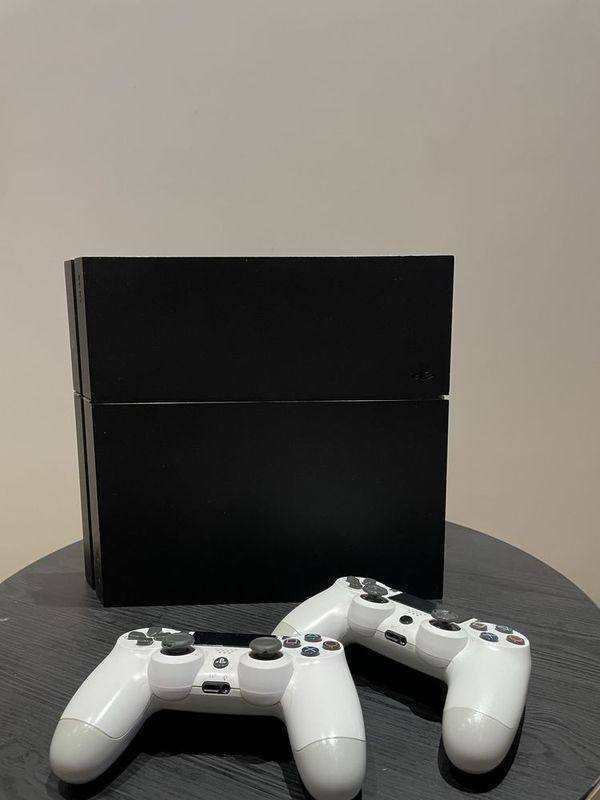 Playstation 4 fat Playstation 4 fat