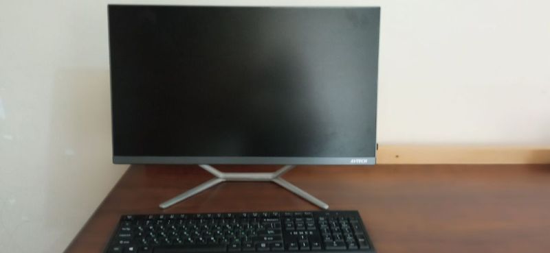 Monoblok intel Core i7-9700 3 GHz operativka 24 gb Monoblok intel Core i7-9700 3 GHz operativka 24 gb