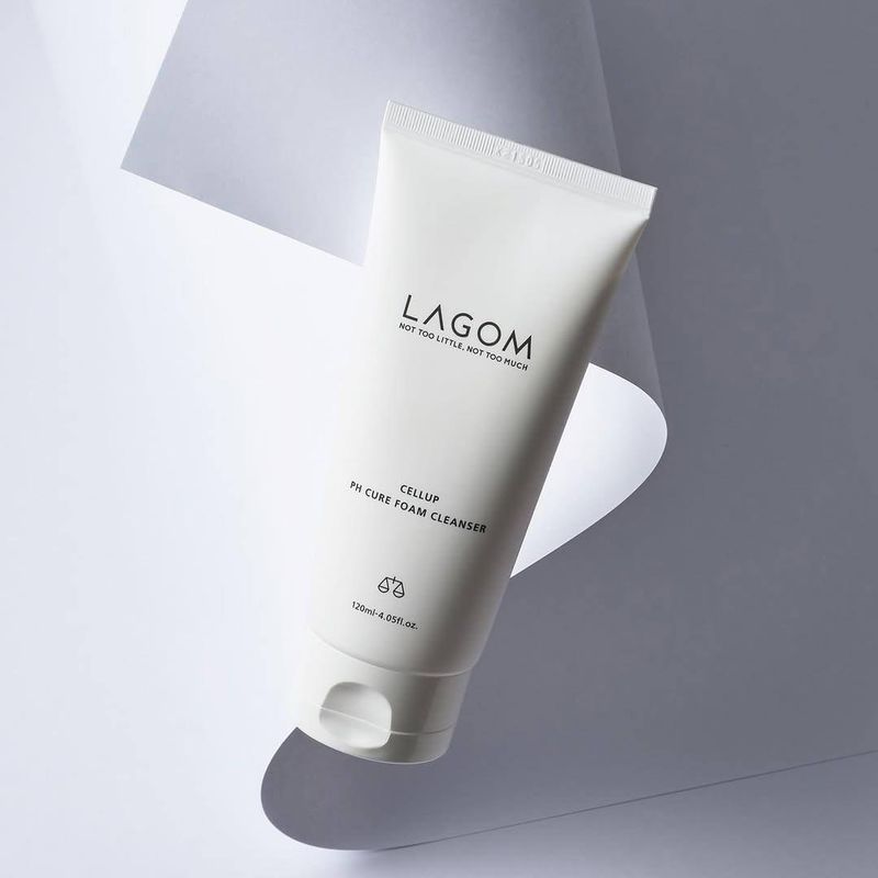 Пенка Lagom Cellup Ph Cure Foam Cleanser