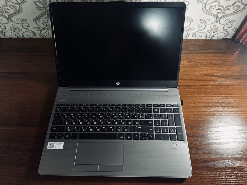 HP 255 15.6 inch G9 с отпечатком пальца и face id ноутбук lap top