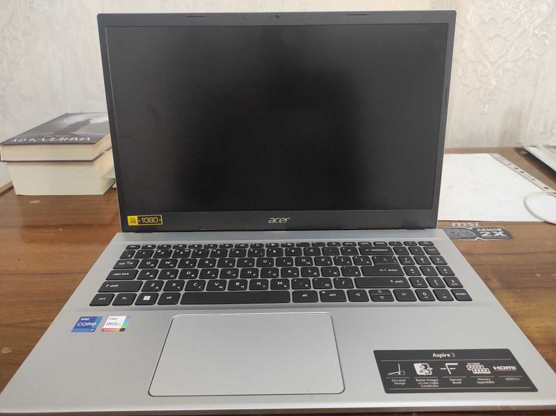 Acer Aspire 3 i7, 16 RAM, 512 SSD