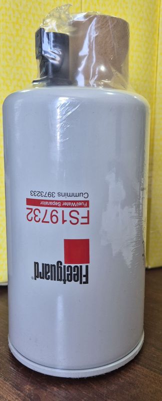 Продаётся фильтр топливный Fleetguard FS 19732 Продаётся фильтр топливный Fleetguard FS 19732