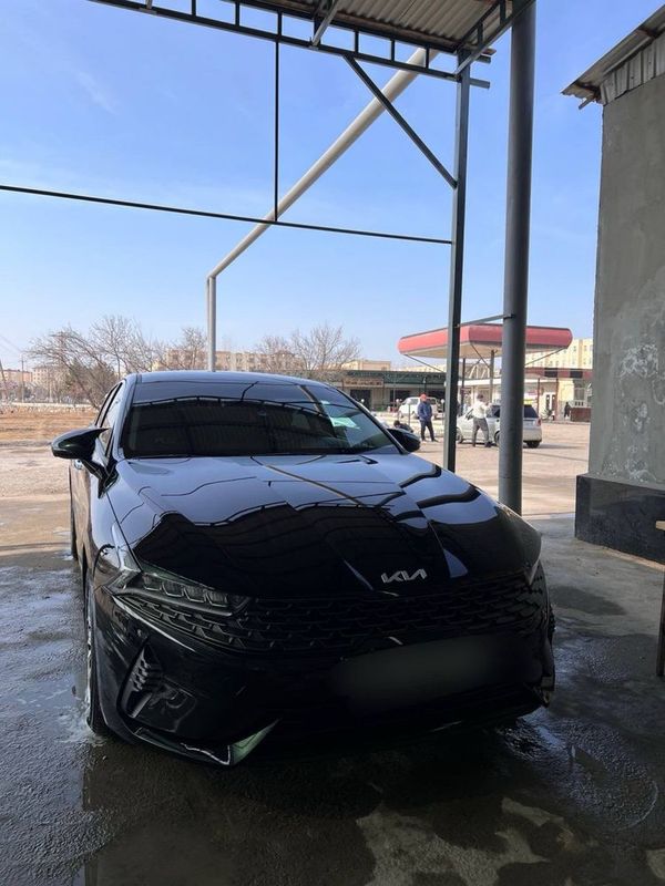 Kia K5 2023 Срочно продается Kia K5 2023 Срочно продается
