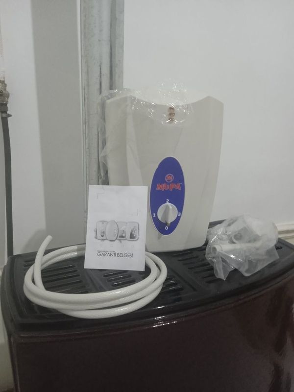 Elektr suv isitgich vanalarga yoki dushlarga qoʻyiladigan suv isitgich Elektr suv isitgich vanalarga yoki dushlarga qoʻyiladigan suv isitgich