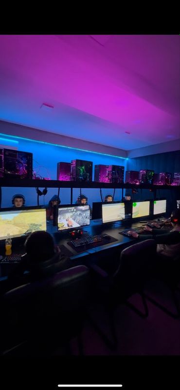 Game Club Sotiladi 20 Ta Kompitur