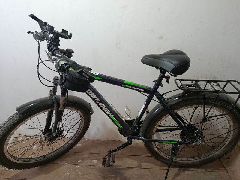 Velosiped sotiladi yangi Velosiped sotiladi yangi