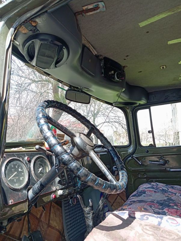 Zil 130g sotiladi Zil 130g sotiladi