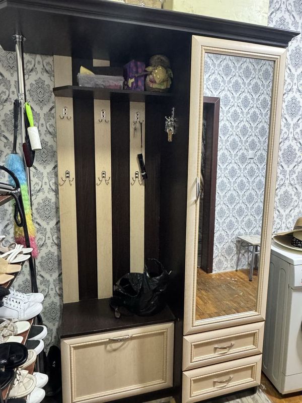 Продается прихожая/шкаф Продается прихожая/шкаф