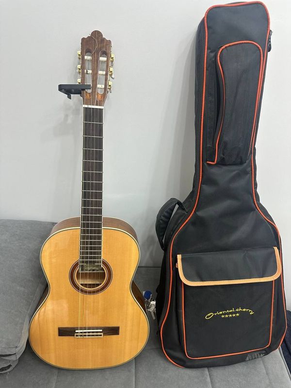Gitara yangi ishlatilmagan Gitara yangi ishlatilmagan
