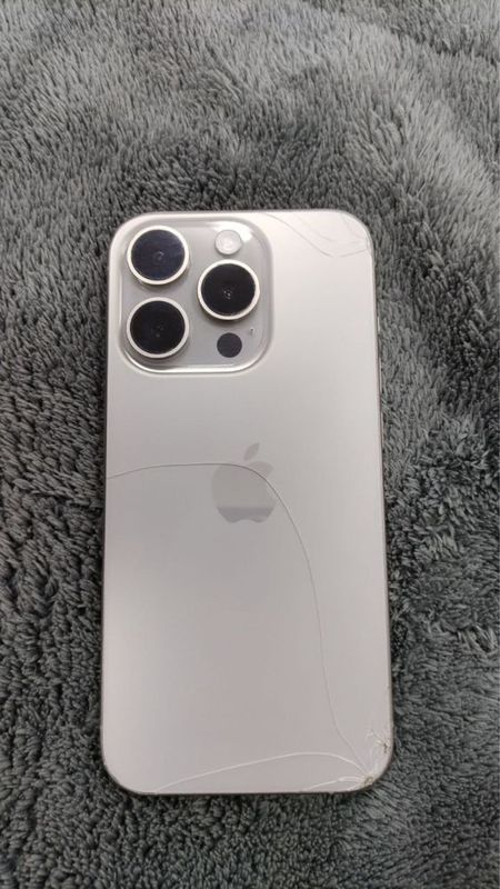 iPhone 15pro 256G 87% iPhone 15pro 256G 87%