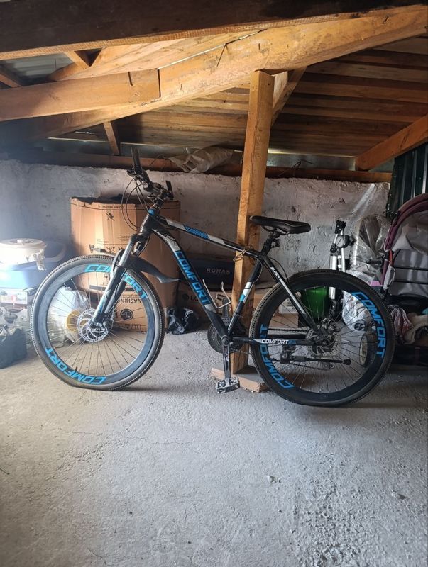 Velosiped sotiladi Velosiped sotiladi