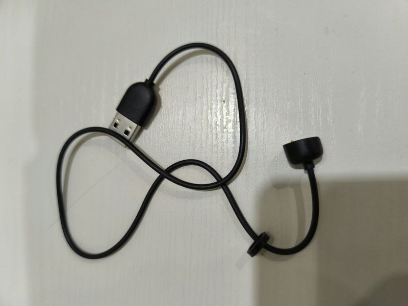 Зарядный кабель для фитнес браслета Xiaomi Smart Band 7 Зарядный кабель для фитнес браслета Xiaomi Smart Band 7