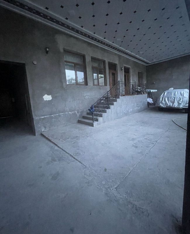Срочная продажа от владельцев! Ориентир : Кумарик махалля, сзади завод Срочная продажа от владельцев! Ориентир : Кумарик махалля, сзади завод
